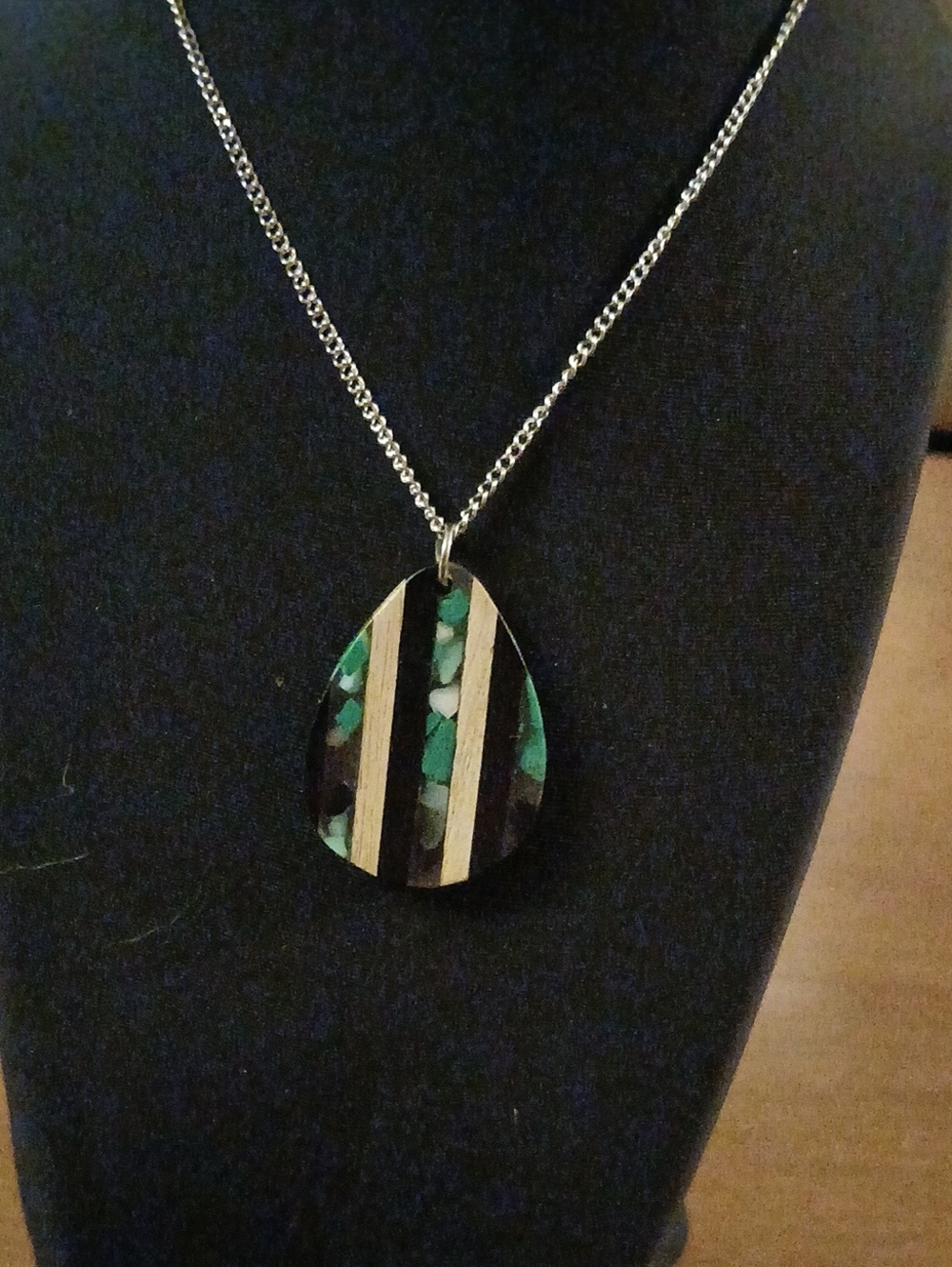 20" Handmade Teardrop Inlay Pendant Necklace in Green and Black